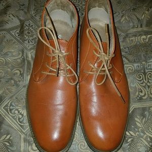 Men's dress shoe